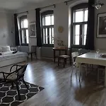 Ovaros Apartmán Veszprém