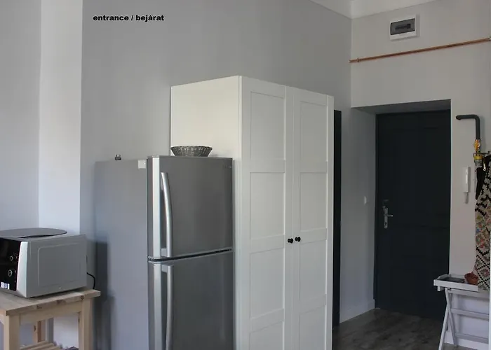 Διαμέρισμα Ovaros *